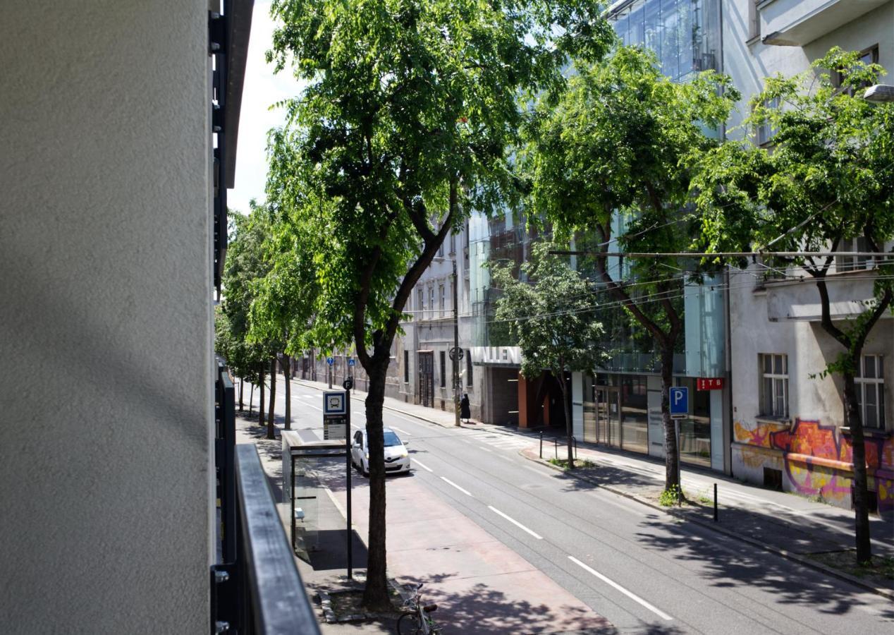 شقة Old Town 1 Bdr, A/C, W/Parking براتسيلافا المظهر الخارجي الصورة